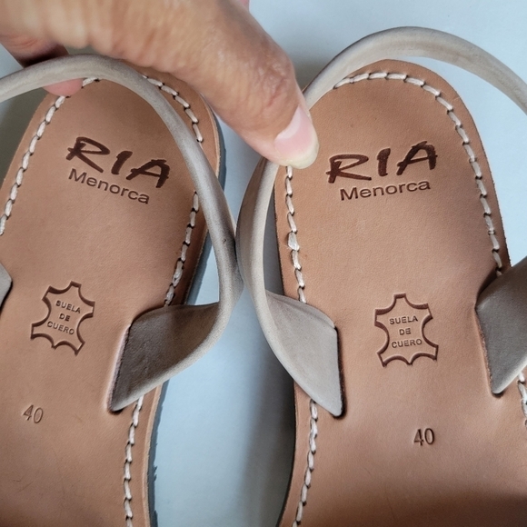 Ria monarca leather slingback sandals, size 40/us 9.5. - Picture 8 of 9